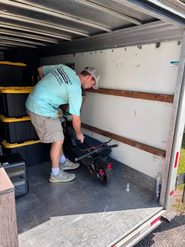 Mover securing items inside the truck
